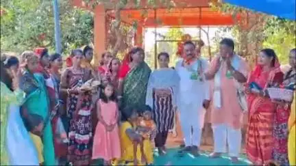 ପାଟଣା: ଖିରେଇଟାଙ୍ଗିରୀ ଓ ବିଭିନ୍ନ ସ୍ଥାନରେ ଆଜି ପବିତ୍ର ହନୁମାନ ଜୟନ୍ତୀ  ବେଶ୍ ଧୁମଧାମରେ ପାଳିତ ଯୋଗଦେଲେ ବିଧାୟକ
