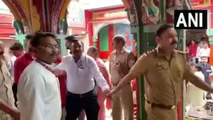 #ayodhya #uttarpradesh: #chennai सुपर किंग्स टीम के खिलाड़ियों ने हनुमान गढ़ी मंदिर में दर्शन. #national #viral #Haryana