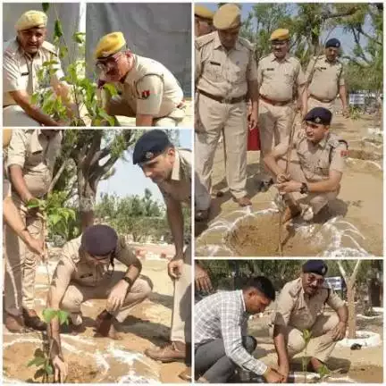 #राजस्थान_पुलिस_स्थापना_दिवस के उपलक्ष पर पुलिस लाइन दौसा परेड ग्राउंड में #वृक्षारोपण व #स्वच्छता अभियान ।
#IgpJaipur
#PoliceRajasthan 
#RajCMO 
#DausaPolice