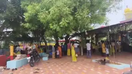 எடப்பாடி: மணியக்காரன் பாளையத்தில் மகா ஸ்ரீ ருத்ர வன்னியன் கோவில் குருபூஜை