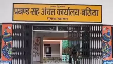 बसिया: बसिया प्रखंड में पीडीएस दुकानदारों को केवाईसी करने के लिए बीडीओ ने दिशानिर्देश दिए