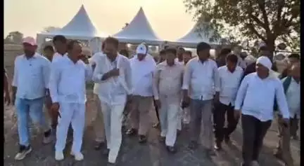 ఎల్కతుర్తి: ఎల్కతుర్తి బహిరంగ సభ ఏర్పాట్లు పరిశీలించిన, ప్రణాళిక సంఘం రాష్ట్ర మాజీ వైస్ చైర్మన్ వినోద్ కుమార్ మాజీ ఎమ్మెల్యేలు