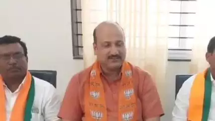 ಚಡಚಣ: ಎಪ್ರಿಲ್ 17 ಜನಾಕ್ರೋಶ ಸಮಾವೇಶ ಹಮ್ಮಿಕೊಳ್ಳಲಾಗಿದೆ : ಪಟ್ಟಣದಲ್ಲಿ ಬಿಜೆಪಿ ಜಿಲ್ಲಾ ಕಾರ್ಯದರ್ಶಿ ಕೃಷ್ಣಾ ಗುನ್ನಾಳಕರ್