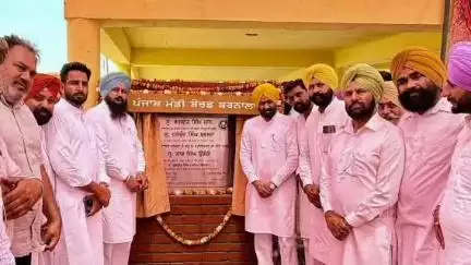 ਤਪਾ: ਹਲਕਾ ਭਦੋੜ ਤੋਂ ਵਿਧਾਇਕ ਲਾਭ ਸਿੰਘ ਵੁ ਪਿੰਡ ਸਹਿਣਾ ਚ1.28ਕਰੋੜ ਦੀ ਲਾਗਤ ਵਾਲੇ ਮੰਡੀ ਫੜ ਦੇ ਕੰਮ ਦਾ ਨੀਹ ਪੱਥਰ ਰੱਖਿਆ