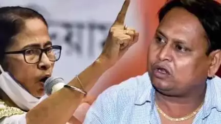 ভরতপুর ১: মুর্শিদাবাদ বাসিকে আপনি বাঁচান, মুখ্যমন্ত্রীকে আবেদন ভরতপুর বিধানসভার বিধায়ক তথা শাসক দলের বিধায়কের