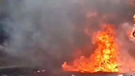 खंडाळा: पुणे सातारा महामार्गावर शिवापूर येथे खाजगी प्रवासी बसला लागली भीषण आग