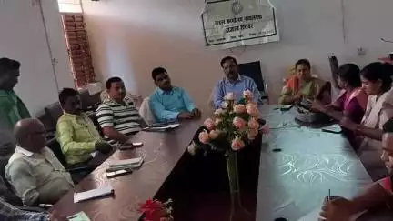 पत्थलगड्डा: पत्थलगड़ा प्रखंड में खराब जलमीनार और चापानल जल्द ठीक होंगे: बीडीओ कलिंद्र साहू