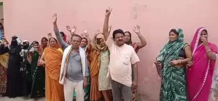 मधुबन: मधुबन में चयनित पीएम श्री विद्यालय में मध्य विद्यालय कन्या के विलय पर ग्रामीणों ने किया विरोध #jansamasya