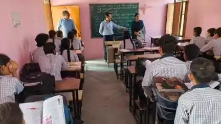 हरोली: शिक्षा उपनिदेशक अनिल तक्खी ने जिले के स्कूलों का किया औचक निरीक्षण