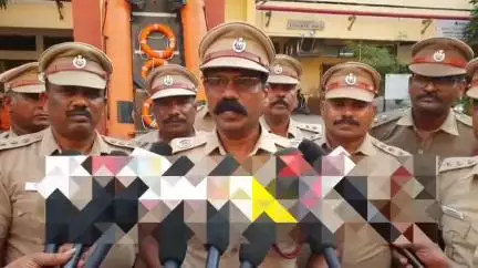 தாம்பரம்: சானடோரியம் மெப்ஸ் வளாகத்தில் தென் சென்னை மாவட்ட‌ தீயணைப்பு அதிகாரி லோகநாதன், பேட்டி,கேடை விடுமுறையில் நீச்சல் தெரியாதவர்கள் குளிக்க வேண்டாம்