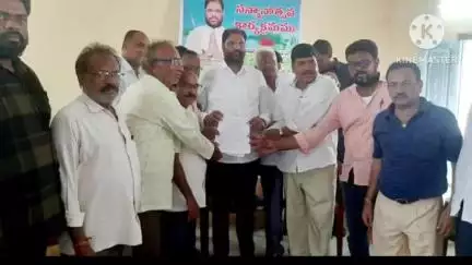 గార్ల: సీతారామ ప్రాజెక్టు జలసాధన కోసం ఉద్యమిస్తాం ,గార్ల మండల అఖిలపక్ష నేతల సమావేశంలో, రాజ్యసభ సభ్యులు వద్దిరాజు రవిచంద్ర