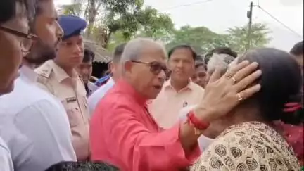 পিংলা: বাজ পড়ে মৃত পিংলায় ৫ নং মালীগ্রাম গ্রাম পঞ্চায়েতের বাসিন্দার পরিবারের পাশে মন্ত্রী মানস রঞ্জন ভুঁইয়া