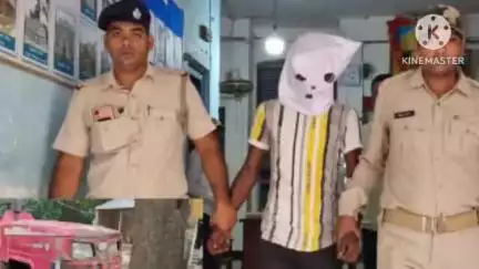 ইন্দাস: ইন্দাস থানা এলাকায় নম্বরপ্লেট বিহীন ট্রাক্টরে বালি পাচার, পুলিশের জালে পাচারকারী