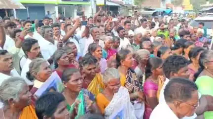 கலசபாக்கம்: பேருந்து நிலையம் அருகே திமுக அமைச்சர் பொன்முடியை கண்டித்து அதிமுகவினர் ஆர்ப்பாட்டம்