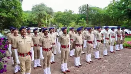 महाबळेश्वर: वणवा लागून वनसंपदा नष्ट होऊ नये यासाठी अत्याधुनिक यंत्रणाचा वापर करा; वनमंत्री गणेश नाईक यांचे  महाबळेश्वर येथे मत