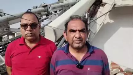 ਭਵਾਨੀਗੜ੍ਹ: ਮੋਬਾਇਲ ਟਾਵਰ ਡਿੱਗਣ ਦੇ ਨਾਲ ਭਵਾਨੀਗੜ੍ਹ ਦੀ ਜੈਨ ਕਲੋਨੀ ਵਿੱਚ ਹੋਇਆ ਲੱਖਾਂ ਦਾ ਨੁਕਸਾਨ