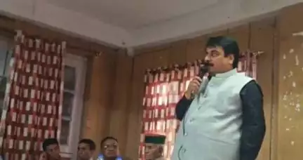 चौपाल: चौपाल में क्षेत्र के लोगों ने आगामी खेलकूद प्रतियोगिता को लेकर किया बैठक का आयोजन