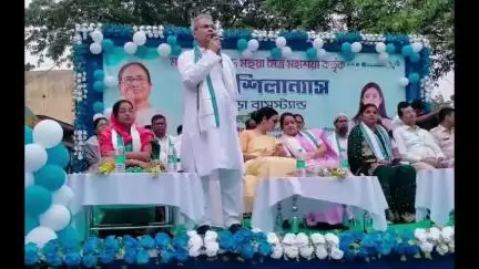 চাপড়া: চাপড়া বাসস্ট্যান্ডের শিলান্যাস করলেন কৃষ্ণনগর লোকসভা কেন্দ্রের সাংসদ মহুয়া মৈত্র, উপস্থিত বিধায়ক