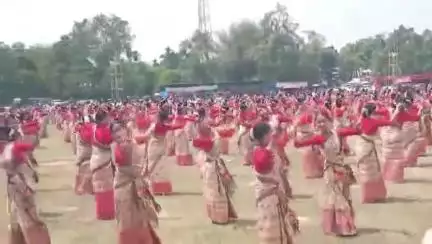 সোৱণশিৰি ভাগ: ঘিলামৰাত ৬৬ সংখ্যক কেন্দ্ৰীয় ৰঙালী বিহু সন্মিলন,এহেজাৰ বিহুৱতীয়ে পৰিৱেশন কৰিলে বিহুনাচ,উপস্থিত থাকে মন্ত্ৰী বিমল বৰা