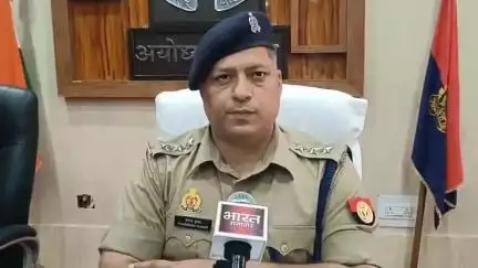 🛑अयोध्या:पर कब्जेदारी को लेकर हमला,5 लोग घायल,CCTV में कैद मारपीट,रौनाही थाना क्षेत्र, देवराकोट गांव की घटना।
#ayodhya