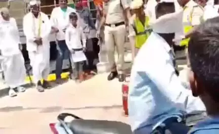 మద్నూర్: మద్నూర్ లో అగ్ని ప్రమాదాల నివారణపై గ్రామస్థులకు అవగాహన
