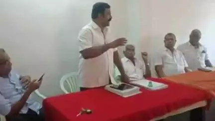 பெருந்துறை: இந்திய கம்யூனிஸ்ட் கட்சி அலுவலகத்தில்சிப்காட்டால் பாதிக்கப்பட்ட மக்கள் நலச் சங்கத்தின் ஒருங்கிணைப்பு குழு கூட்டம் நடைபெற்றது