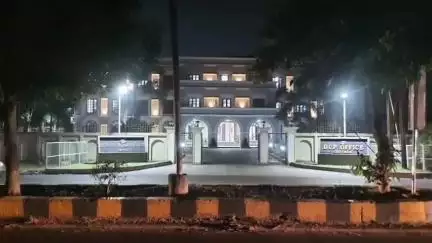 ବଡମ୍ବା: କଟକ ପୋଲିସ ମୁଖ୍ୟାଳୟ କ୍ୟାଣ୍ଟନମେଣ୍ଟ ରୋଡ୍‌ରେ ମହିଳାଙ୍କ ସୁନା ଚେନ୍ ଭିଡ଼ିନେଲା ଲୁଟେରା