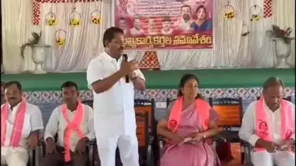 మోటకొండూరు: CM రేవంత్ రెడ్డి సన్న బియ్యం లబ్ధిదారుల ఇళ్లలో కాదు భోజనం చేయాల్సింది, దమ్ముంటే రుణమాఫీ కానీ రైతుల ఇండ్లలో భోజనం చేయాలి