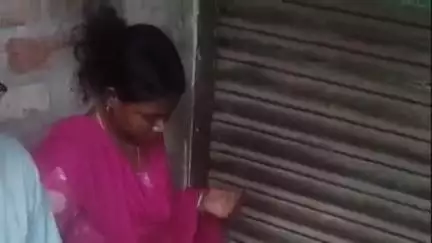 হাড়োয়া: নাসিরহাটি এলাকায় অতিরিক্ত পনের প্রতিবাদ করায় গৃহবধূকে মারধর করে বাড়ি থেকে তাড়িয়ে দেওয়ার অভিযোগ স্বামীর বিরুদ্ধে