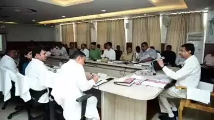 ବ୍ରହ୍ମଗିରି: ସର୍କିଟ ହାଉସ ଠାରେ ରାଜ୍ୟ ଓ କେନ୍ଦ୍ର ସରକାରଙ୍କ ବିଭିନ୍ନ ଯୋଜନା ସମ୍ପର୍କରେ ବୈଠକ ଅନୁଷ୍ଠିତ, ଯୋଗଦେଲେ ବିଧାୟିକା