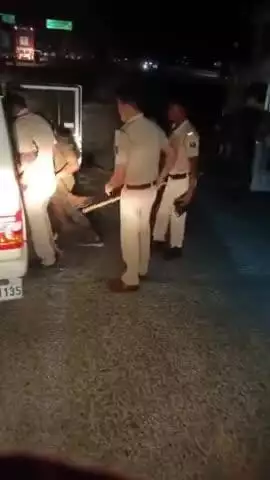 mohniya toll plaza pe BJP Sarkar mein yah hal hai public surakshit nahin hai Jay Raja Jay tejasvi Lalu rabdi jindabad