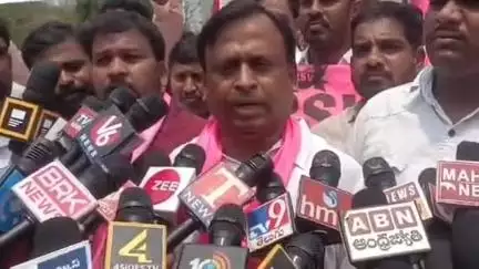 అమీర్‌పేట: రాష్ట్రాన్ని నడపడం చేతకాక ప్రభుత్వ భూములను లాక్కుంటున్నారు: BRSV రాష్ట్ర అధ్యక్షుడు గెల్లు శ్రీనివాస్