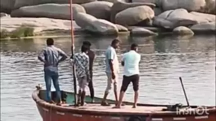 બાલાસિનોર: વણાકબોરી ખાતે નદીમાં બે યુવાનો ડૂબ્યા શોધખોળ હાથ ધરવામાં આવી