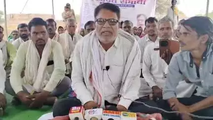 देगलूर: कर्ज माफिसह विविध मागण्यासाठी ३ एप्रिलला शेतातच जीवंत समाधी घेणार, उपोषणकर्ते शेतकरी शंकर जाधव यांची हाळि शिवारात माहिती