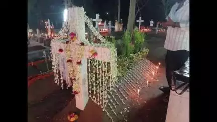 চাপড়া: চাপড়া CNI চার্চে পালিত হল যীশু খ্রীষ্টের অনুষ্ঠান উৎসব, উপস্থিত এলাকার খ্রিস্টবিশ্বাসী মানুষেরা