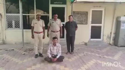 #PS मेड़तारोड़ः- चोरी का माल खरीदने के आरोपी भरत सोनी को लक्ष्मणगण सीकर से किया #गिरफ्तार। पूर्व में तीन आरोपियो को गिरफ्तार किया जा चुका है।