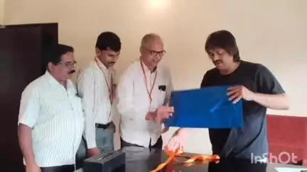 ಸೊರಬ: ಕಾಲುಬಾಯಿ ಹಾಗೂ ಚರ್ಮಗಂಟು ರೋಗದ ವಿರುದ್ಧ ಲಸಿಕೆ ಅಭಿಯಾನ: ಕುಬಟೂರಿನಲ್ಲಿ ಸಚಿವ ಮಧು ಬಂಗಾರಪ್ಪ ಚಾಲನೆ