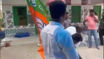 নন্দকুমার: কল্যাণপুর 209 নং বুথে বায়লাবন শীতলা মন্দিরে স্বচ্ছতা অভিযান কর্মসূচি করল BJP, উপস্থিত সাংগঠনিক জেলা সভাপতি