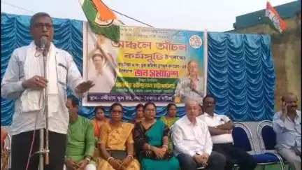 কাটোয়া ২: মহিলা TMC উদ্যোগে নন্দীগ্রাম স্কুল মাঠে আঁচল কর্মসূচিকে সামনে রেখে জন সমাবেশ অনুষ্ঠিত হলো, হাজির TMC জেলা সভাপতি