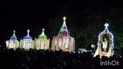 ஆண்டிமடம்: மாவட்டத்தில் உள்ள கிறிஸ்தவ தேவாலயங்களில் சிறப்பு திருப்பலி, உயிர்ப்பு பெருவிழா தேர் பவனி