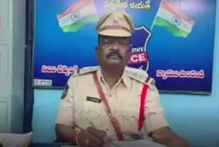 తాడ్వాయి: తాడ్వాయి ఎస్సైగా పదవి బాధ్యతలు చేపట్టిన రాజయ్య