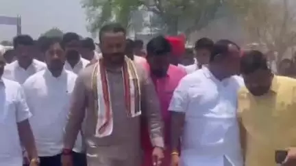 मंगळवेढा: पाटखळ येथील सिद्धनाथ यात्रेनिमित्त पालकमंत्री जयकुमार गोरे यांच्या उपस्थितीत पार पडला अक्षता सोहळा