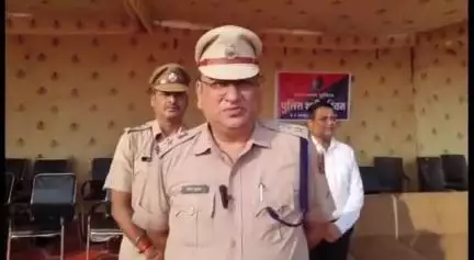 छोटीसादड़ी: SP के निर्देशन में छोटीसादड़ी वृत्त में 33 अधिकारियों और 8 टीमों ने 17 स्थानों पर दबिश देकर दो गैर सायल को किया गिरफ्तार