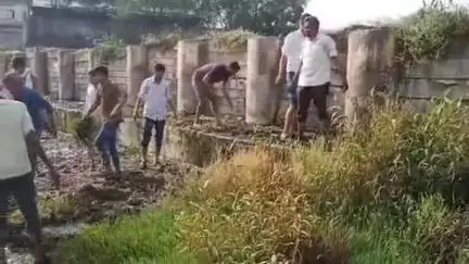 नलखेड़ा: नलखेड़ा में जल गंगा संवर्धन अभियान के तहत लखुंदर नदी की सफाई
