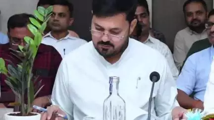 रायपुर के रेडक्रॉस भवन में जिला विकास समन्वय एवं निगरानी समिति 'DISHA' की बैठक में धरसीवां विधायक शामिल हुए