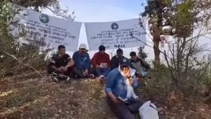 चौबट्टाखाल: अस्कोट-आराकोट अभियान से जुड़े सदस्यों का दल नयार नदी क्षेत्र की जमीनी हकीकत परखने निकला