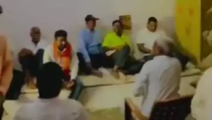 पालम: पालम येथे भाजपा युवा मोर्चा प्रदेश उपाध्यक्ष सुरेश भुमरे यांनी भेट देऊन विविध विषयांवर केली चर्चा
