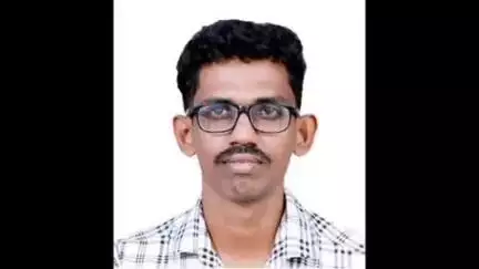 മാവേലിക്കര: വള്ളികുന്നം ആരോഗ്യ കേന്ദ്രത്തിലെ ജീവനക്കാരന് സിവിൽ സർവീസ് പരീക്ഷയിൽ 656-ാം റാങ്ക്, അഭിനന്ദിച്ച് ആരോഗ്യ മന്ത്രി