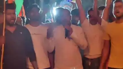 बूरमू: पहलगाम कांड के विरोध में बुढ़मू बाजार टांड़ से थाना चौक तक राष्ट्रीय स्वयंसेवक संघ बुढ़मू खंड ने मशाल जुलूस निकाला