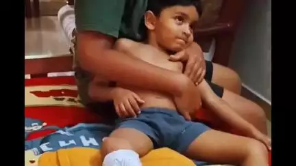 മാവേലിക്കര: ചുനക്കരയിൽതെരുവുനായആക്രമണത്തിൽ നിന്നും രക്ഷപ്പെടാൻ ശ്രമിച്ച മൂന്നുവയസ്സുകാരന് സൈക്കിളിൽ നിന്ന് വീണ് ഗുരുതര പരിക്ക്